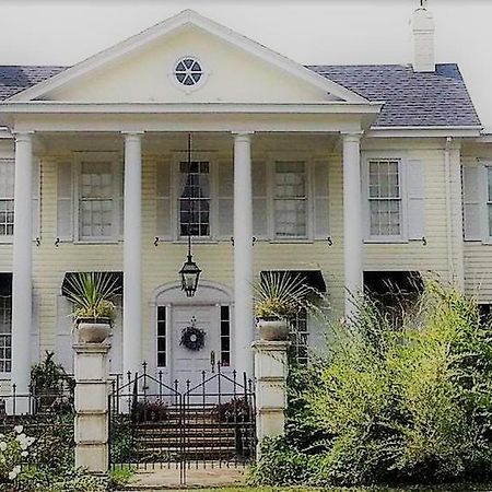The Lake Manor Bed and Breakfast Morgantown Buitenkant foto