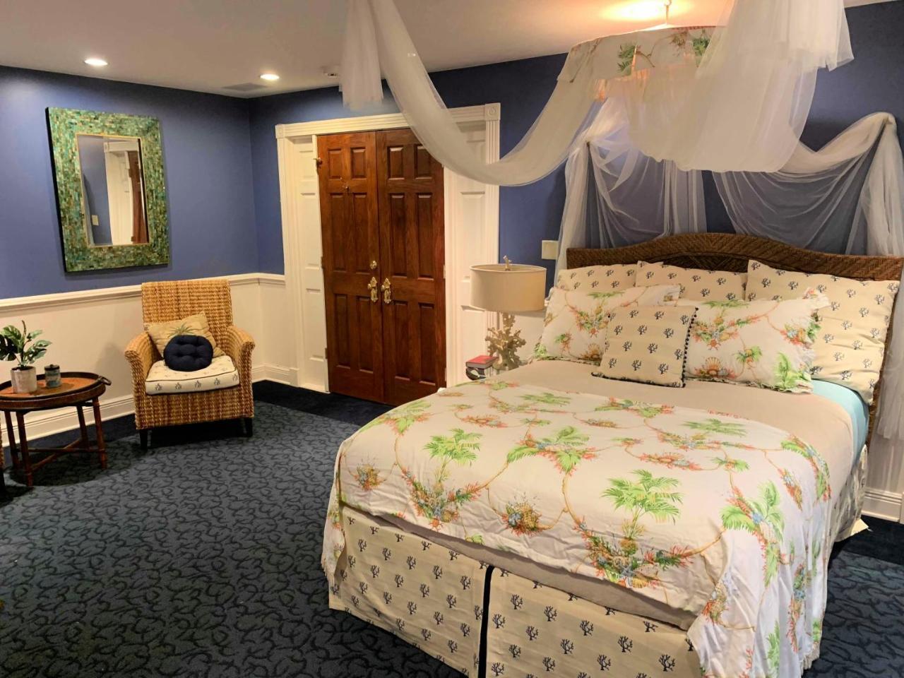 The Lake Manor Bed and Breakfast Morgantown Buitenkant foto