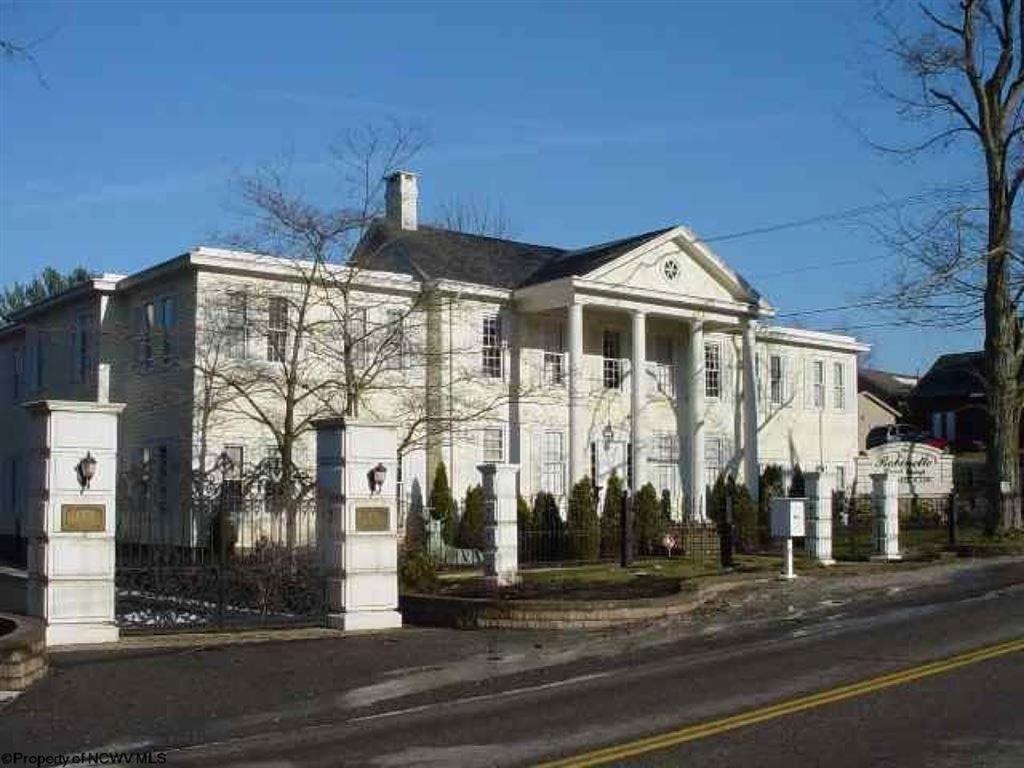 The Lake Manor Bed and Breakfast Morgantown Buitenkant foto